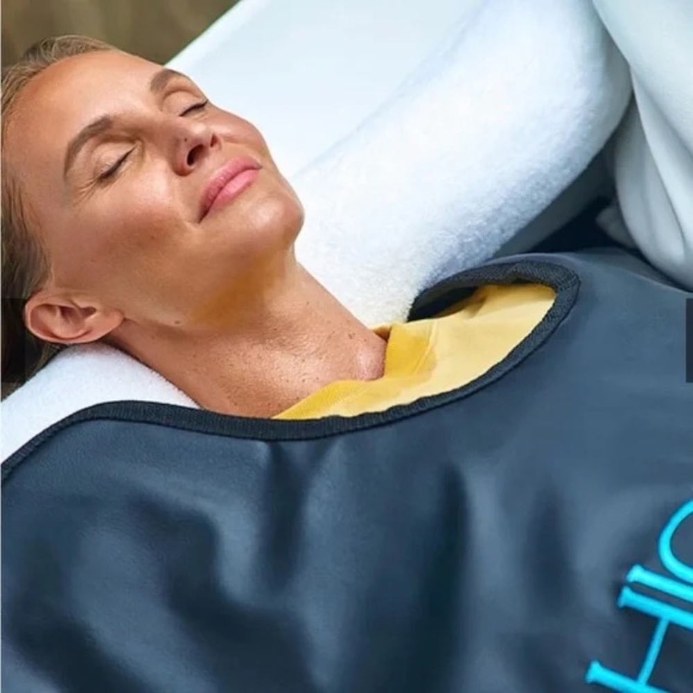 HIGHERDOSE Infrared Sauna Blanket - Picture 4 of 9